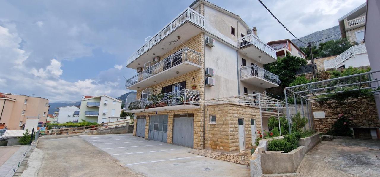 Apartments Duvnjak Омиш Экстерьер фото
